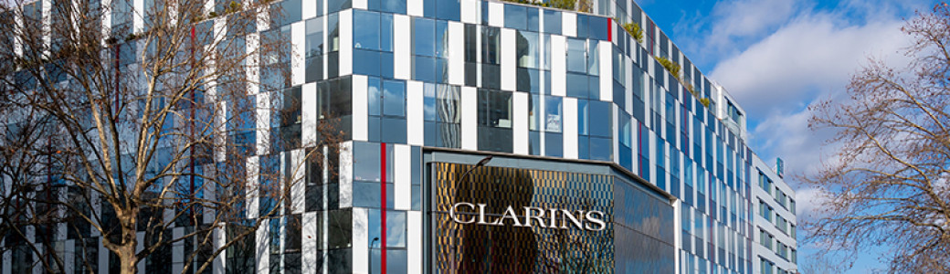 CLARINS